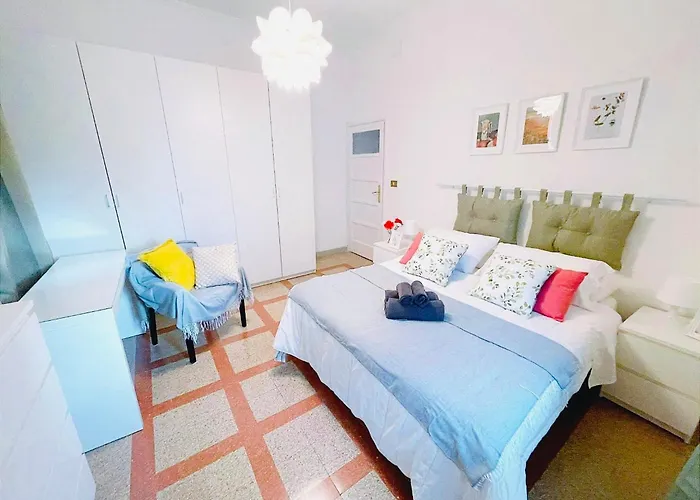 Monteverde 61 - Quiet With Easy Transport To Center - By Holiday Homes